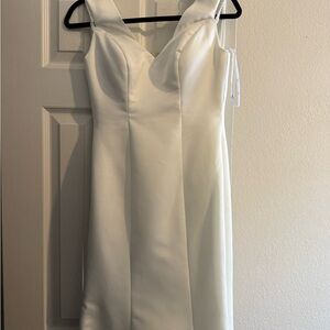 David's Bridal Elegant Cream Wedding Dress